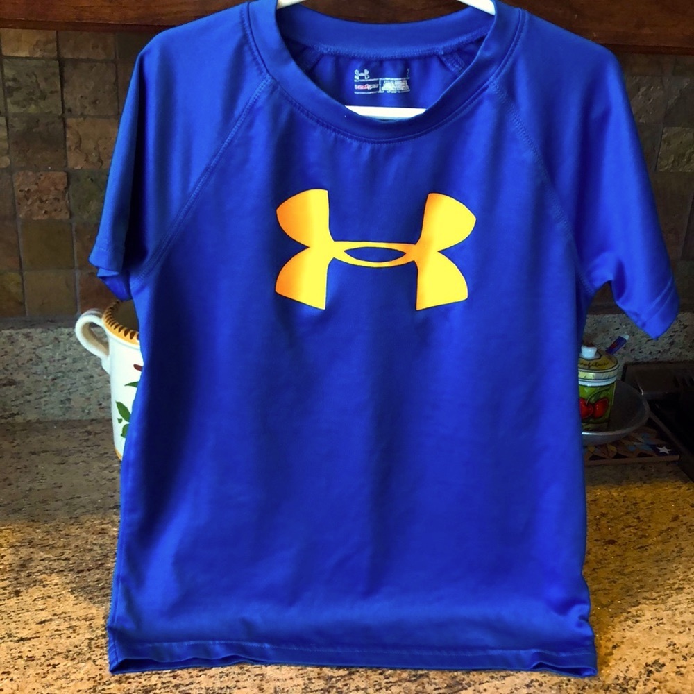 Boys shirt.